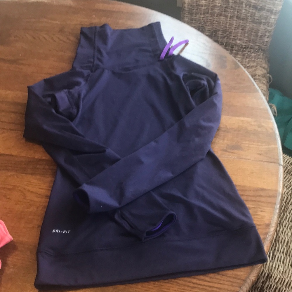 Nike pro sweatshirt